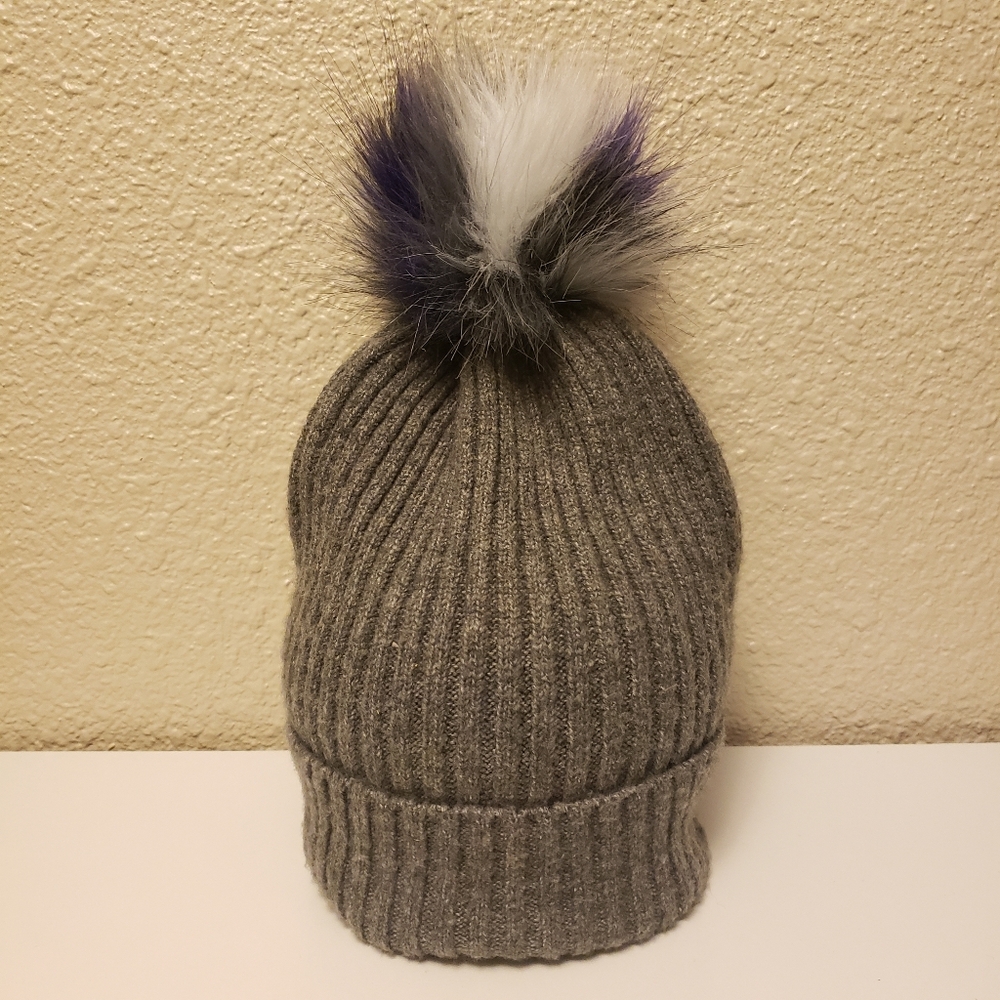 American Eagle Outfitters Gray Beanie with Faux Fur Pom